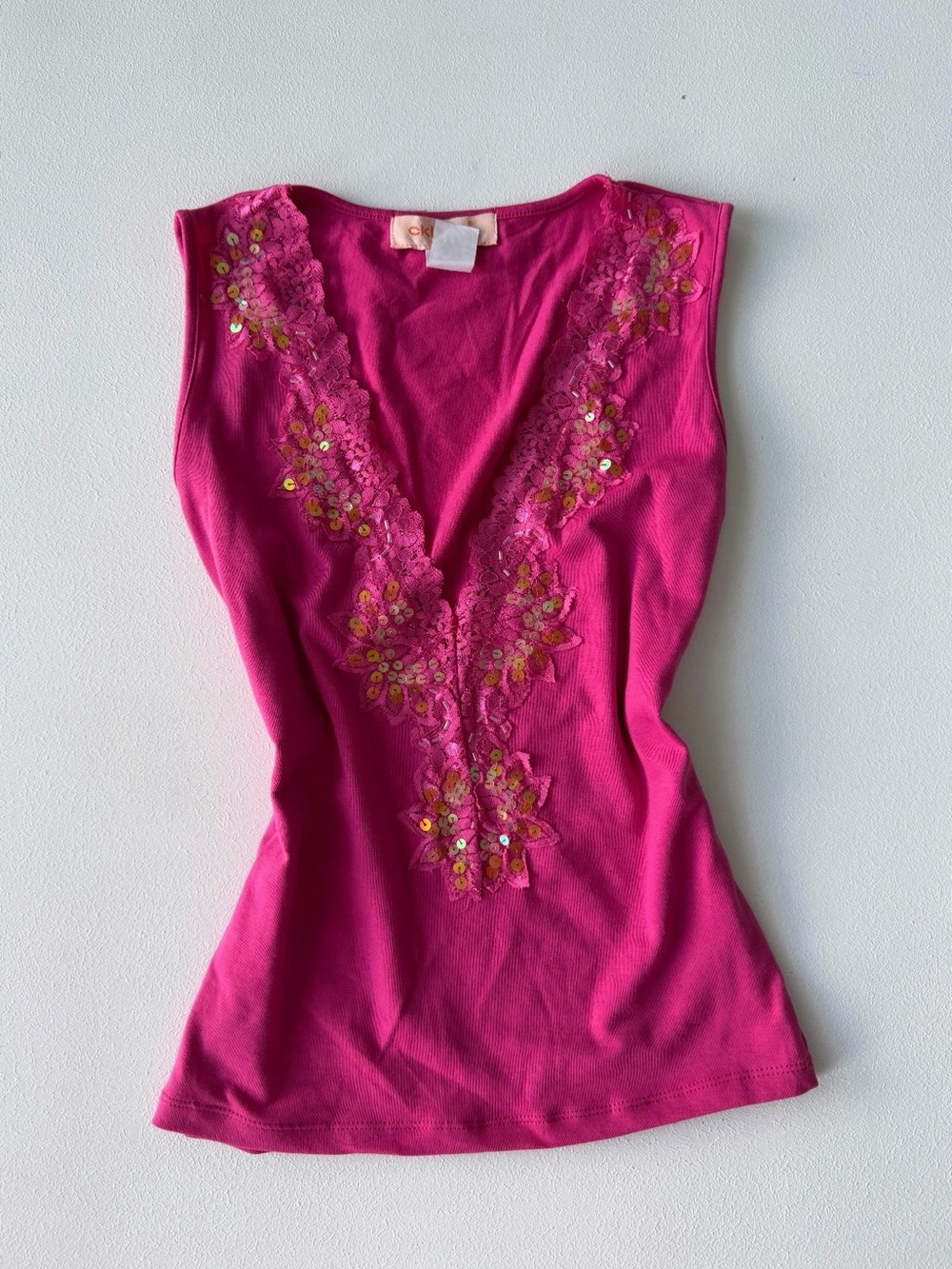 Vintage Cklass Pink Sequin Lace Embroidered V-
Neck Top M